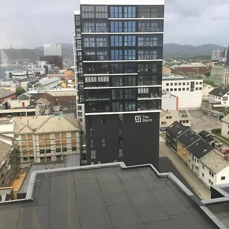 Rom M/bad I Sentrum مكان تخييم *