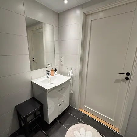 Rom M/bad I Sentrum Kemping Bodø